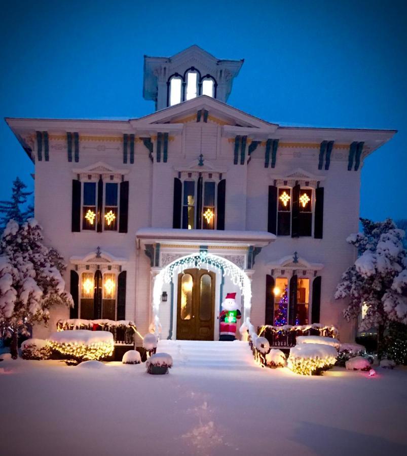 Tillinghast Manor Bed & Brunch Ovid Exterior photo